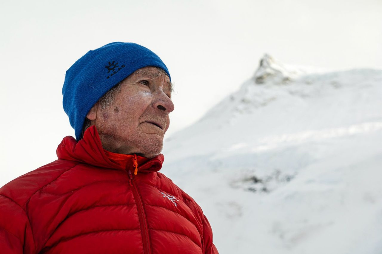 Carlos Soria en el Manaslu (Foto: Luis Miguel Soriano)