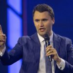 Quién era Charlie Kirk, el comentarista conservador y aliado de Trump asesinado de un disparo en una universidad en Utah