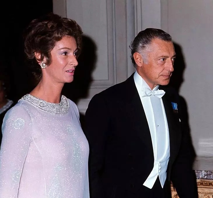 Giovanni Agnelli y Marella Caracciolo, los abuelos de John Elkann Giovanni Agnelli y Marella Caracciolo, los abuelos de John Elkann