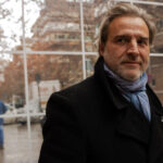 Alberto San Juan durante su entrevista en La Revuelta