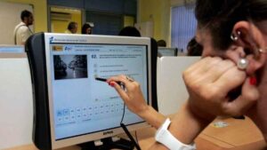 DGT confirma que el examen teórico de conducir cambia desde el 1 de octubre: ¿cuáles son las modificaciones?