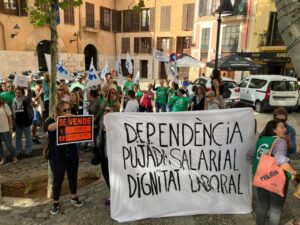 Protesta de trabajadores en Ibiza por mejores salarios y condiciones laborales