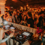 DJ actuando en Beachouse Ibiza. Archivo