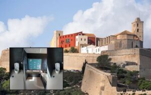 Baños de las habitaciones en el Parador de Ibiza en construcción.