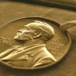 El Premio Nobel de Literatura 2025 se acerca: qui&eacute;nes son los grandes favoritos (y el escritor espa&ntilde;ol que podr&iacute;a dar la sorpresa)