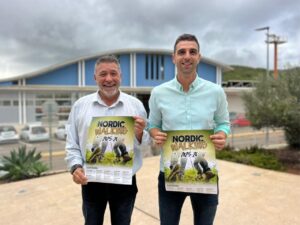 Dos hombres sosteniendo un cartel de Nordic Walking 2025-26