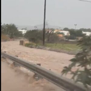 Inundaciones en Ibiza debido a una tormenta intensa con granizo.