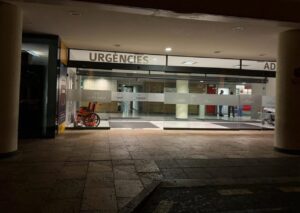 Entrada del Hospital Universitario Son Espases en Mallorca