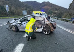 La Guardia Civil en el accidente en Bera