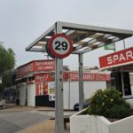 La llamativa se&ntilde;alizaci&oacute;n para reducir la velocidad en una calle marcada por dos atropellos mortales