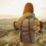 Turismo solitario en Espa&ntilde;a: cu&aacute;les son los destinos m&aacute;s elegidos y por qu&eacute; crece