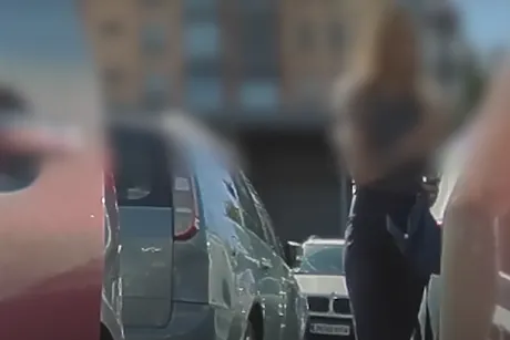 La mujer detrás del ataque, al momento de los hechos (Crédito: EN BOCA DE TODOS / CUATRO)