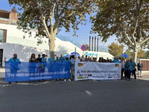 Concentraci&oacute;n sindical para reclamar el incremento del plus de insularidad.
