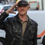 Qui&eacute;n fue Jorge Mart&iacute;nez, el l&iacute;der de Ilegales: un repaso de su vida y su carrera