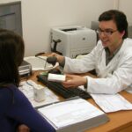 “Enfado e indignación”: resaca de la huelga médica complica la atención sanitaria y deja retrasos de más de un mes