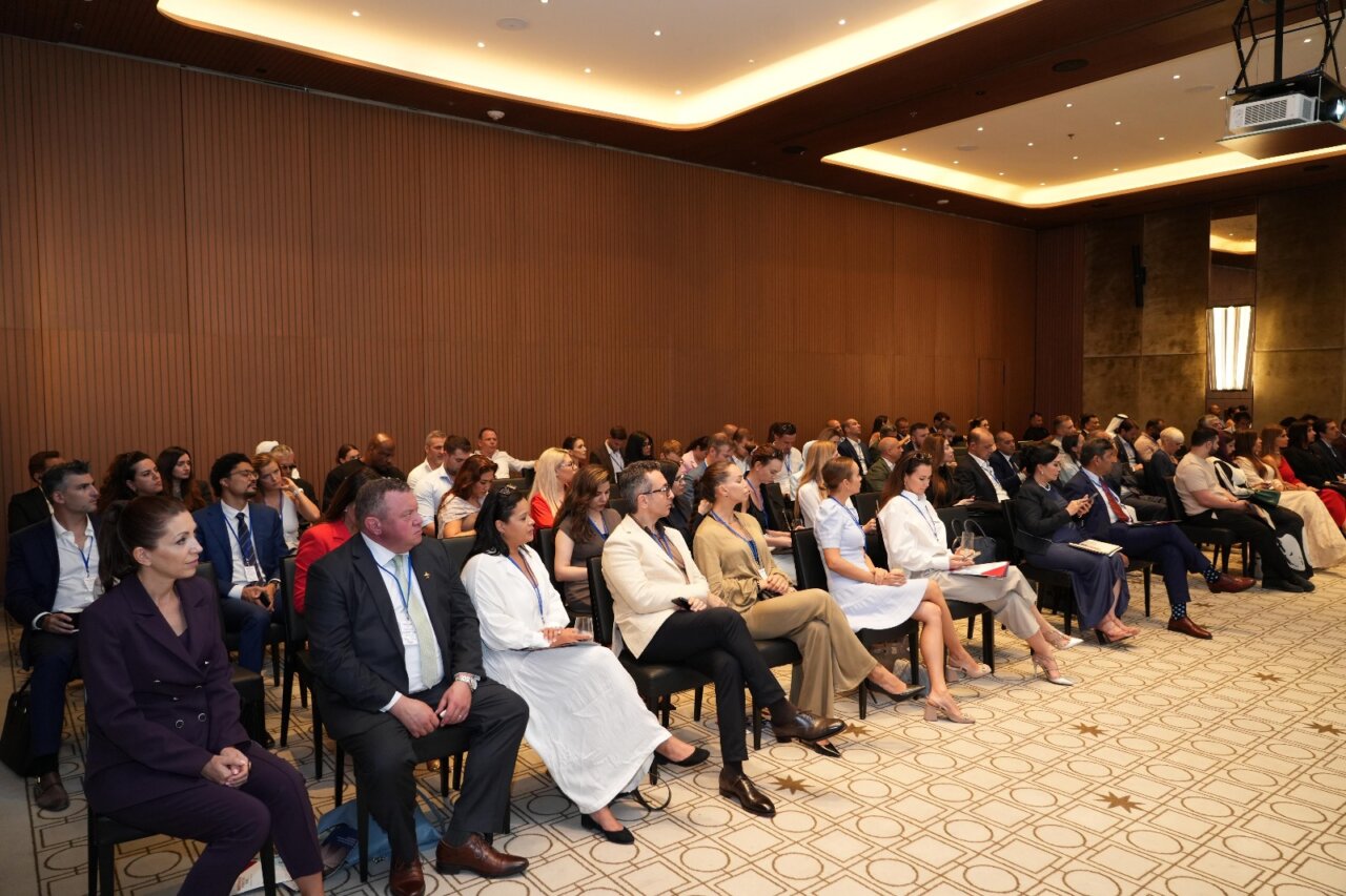 Attendees at the Bvlgari Yacht Club in Dubai