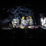 Las impactantes imágenes del accidente de Barcelona que revelan el caos tras el choque contra un muro