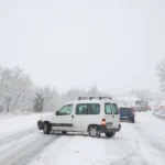 ¿Es obligatorio ir a trabajar con alerta roja por nieve? Lo que dice el Ministerio de Trabajo