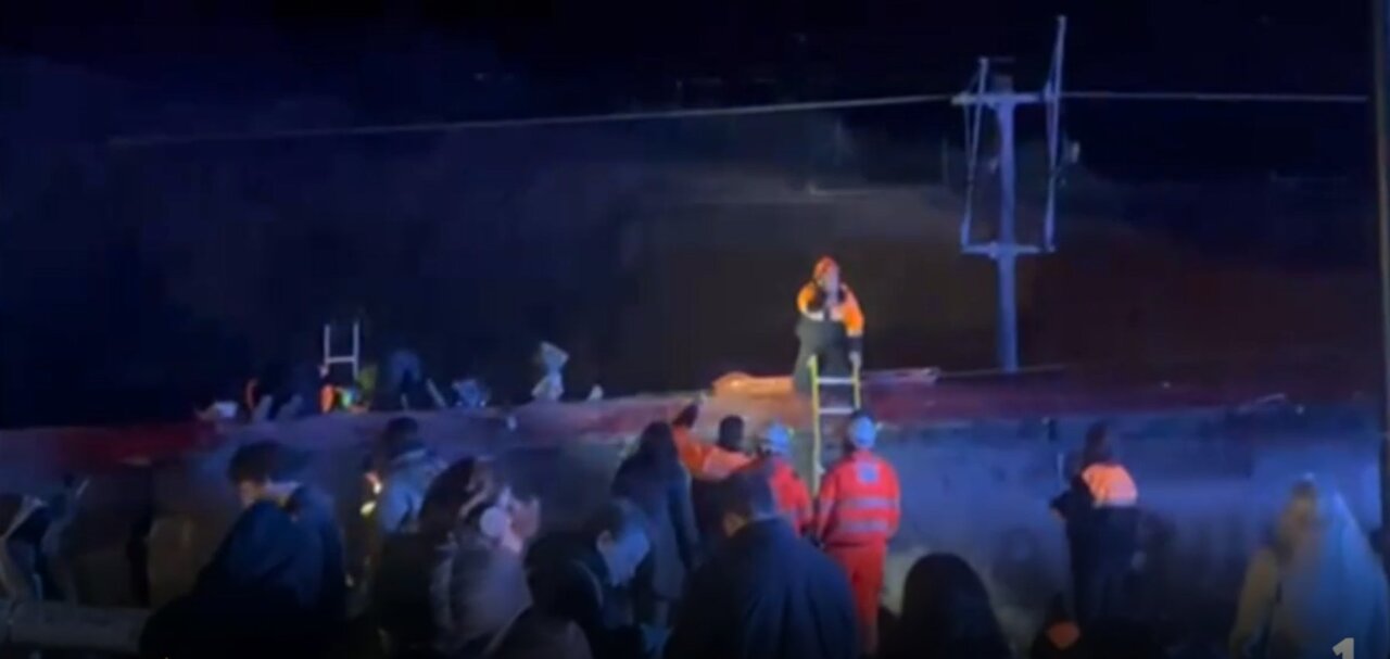 Imagen de TVE de uno de los trenes accidentados.