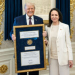 Trump se lleva el Nobel de la Paz como regalo: la surrealista cita con Corina Machado que dej&oacute; m&aacute;s sombras que acuerdos