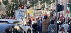 Un cami&oacute;n arremeti&oacute; contra manifestantes