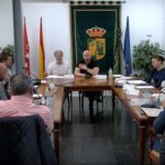 Multas, acusaciones de &laquo;dictadura&raquo; y Polic&iacute;a en pleno: el conflicto que sacude a Serranillos del Valle