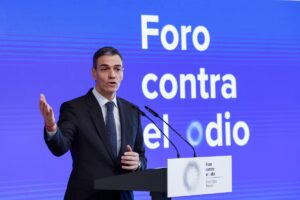 El presidente del Gobierno, Pedro S&aacute;nchez, interviene en la inauguraci&oacute;n de la primera Cumbre Internacional contra el Odio, este mi&eacute;rcoles en Madrid