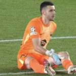 Alarma con Joan Garc&iacute;a: qu&eacute; se sabe de su lesi&oacute;n y por qu&eacute; preocupa en el Bar&ccedil;a