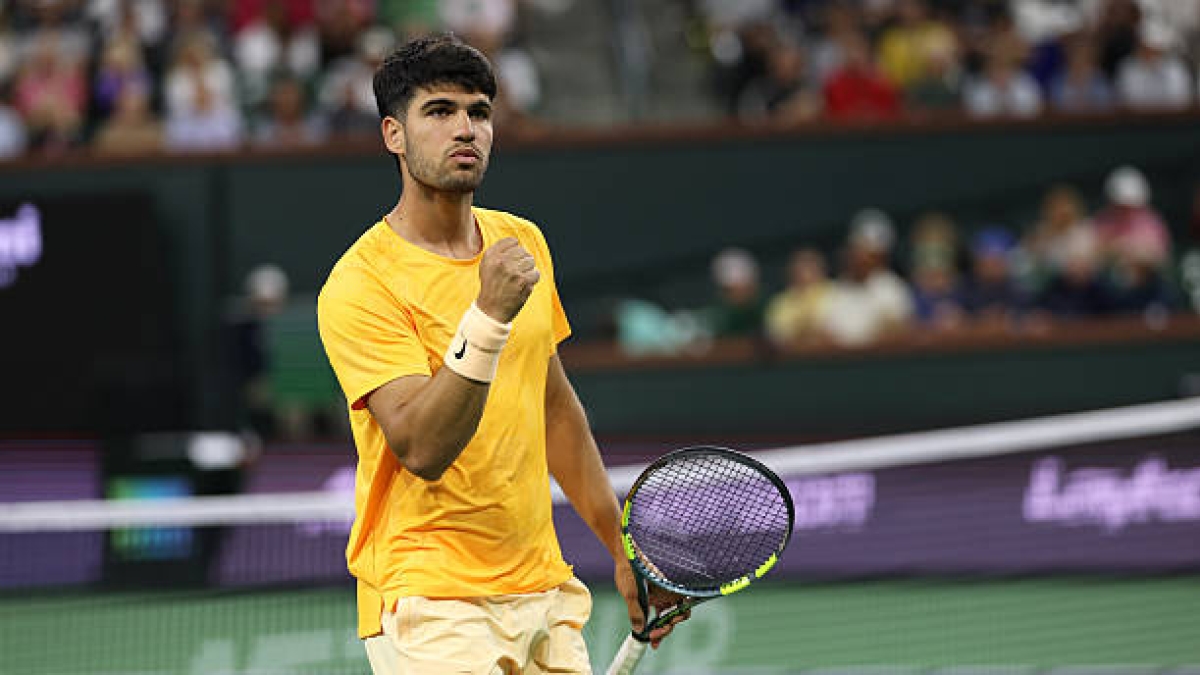 Carlos Alcaraz se convierte en el tenista m&aacute;s joven en alcanzar cinco semifinales seguidas en Indian Wells