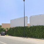 La Justicia ordena retirar vallas publicitarias ilegales en Ibiza en un punto clave donde confluyen varias avenidas