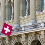 El cambio silencioso de Suiza que pone en alerta a los españoles: lo que podría pasar a partir de 2030