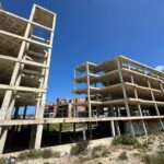 Otro verano en Ibiza con el mamotreto de Punta Xinx&oacute; en pie y sin resolver