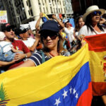 El giro que cambia todo para los venezolanos en Espa&ntilde;a: el fin de la v&iacute;a expr&eacute;s que marc&oacute; una &eacute;poca