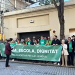 Medio centenar de personas protesta por el catalán en la educación en Baleares