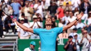 Alexander Zverev se impone ante el gran talento de 19 años, Joao Fonseca