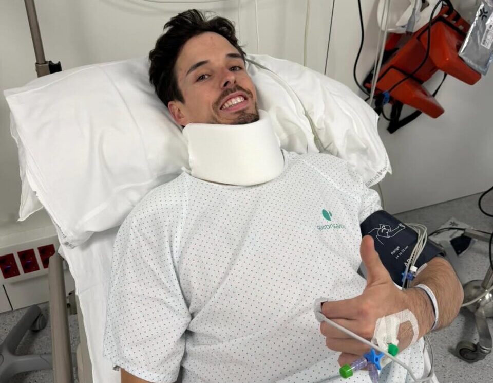 Alex Márquez sufrió una durísima caída en Montmeló