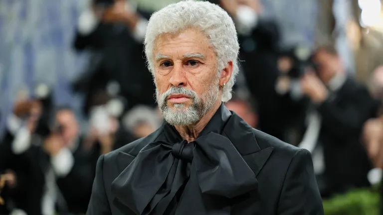 Bad Bunny en la Met Gala 2026, vestido por Zara