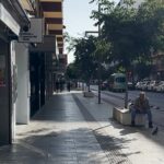Cierres, calles vac&iacute;as y ventas hundidas: la denuncia del comercio en pleno centro de Ibiza