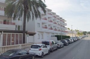 Los lotes est&aacute;n ubicados en un complejo de calle Madrid.