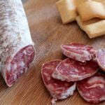 Nueva alerta alimentaria en España: Sanidad detecta salmonela en lotes de fuet de la marca Can Duran