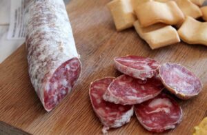 Sanidad advierte sobre la presencia de salmonela en fuet