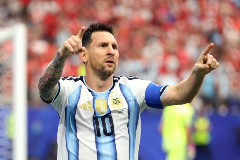 Lionel Messi marcó los dos goles del encuentro entre Argentina y Austria
