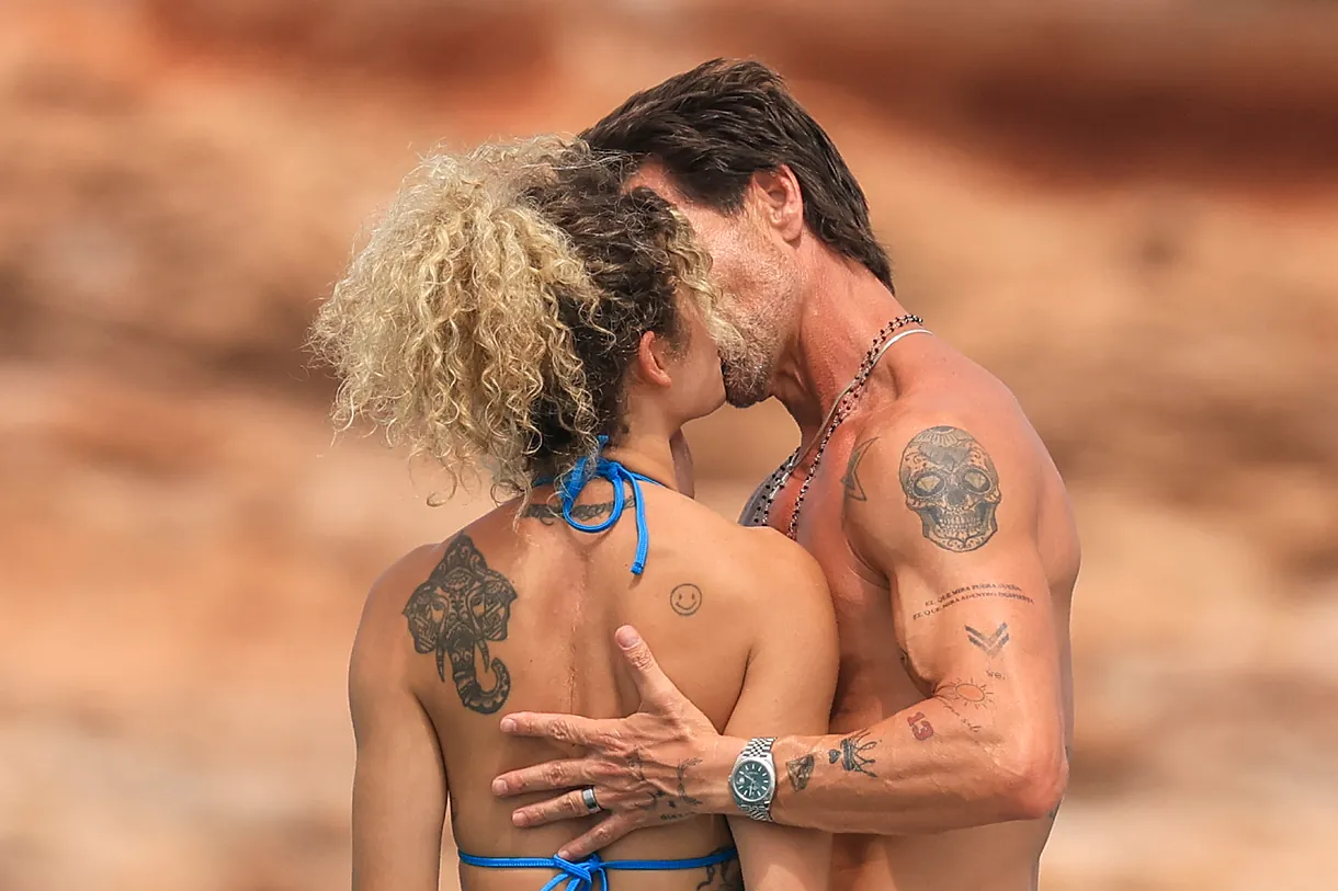Sheila Casas y Sergio Ignacio González Sobrino, en Ibiza