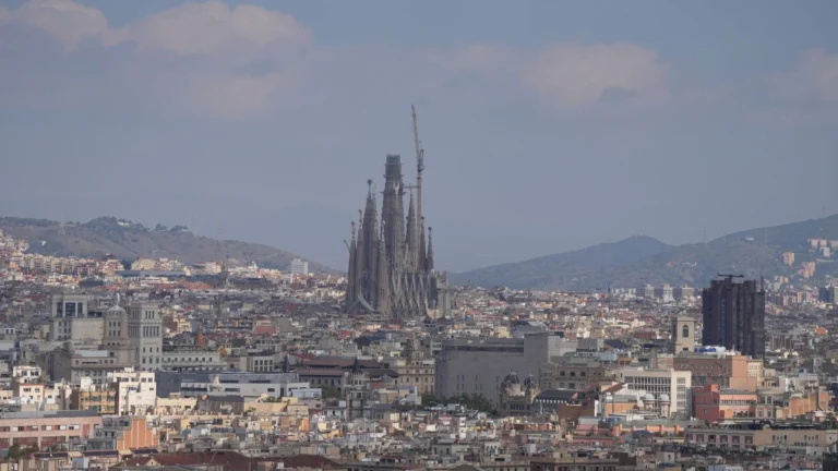 Vista a&eacute;rea de la ciudad de Barcelona