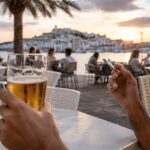 Las empresas de Ibiza se dividen ante la ley antitabaco: rechazo, resignación y cautela