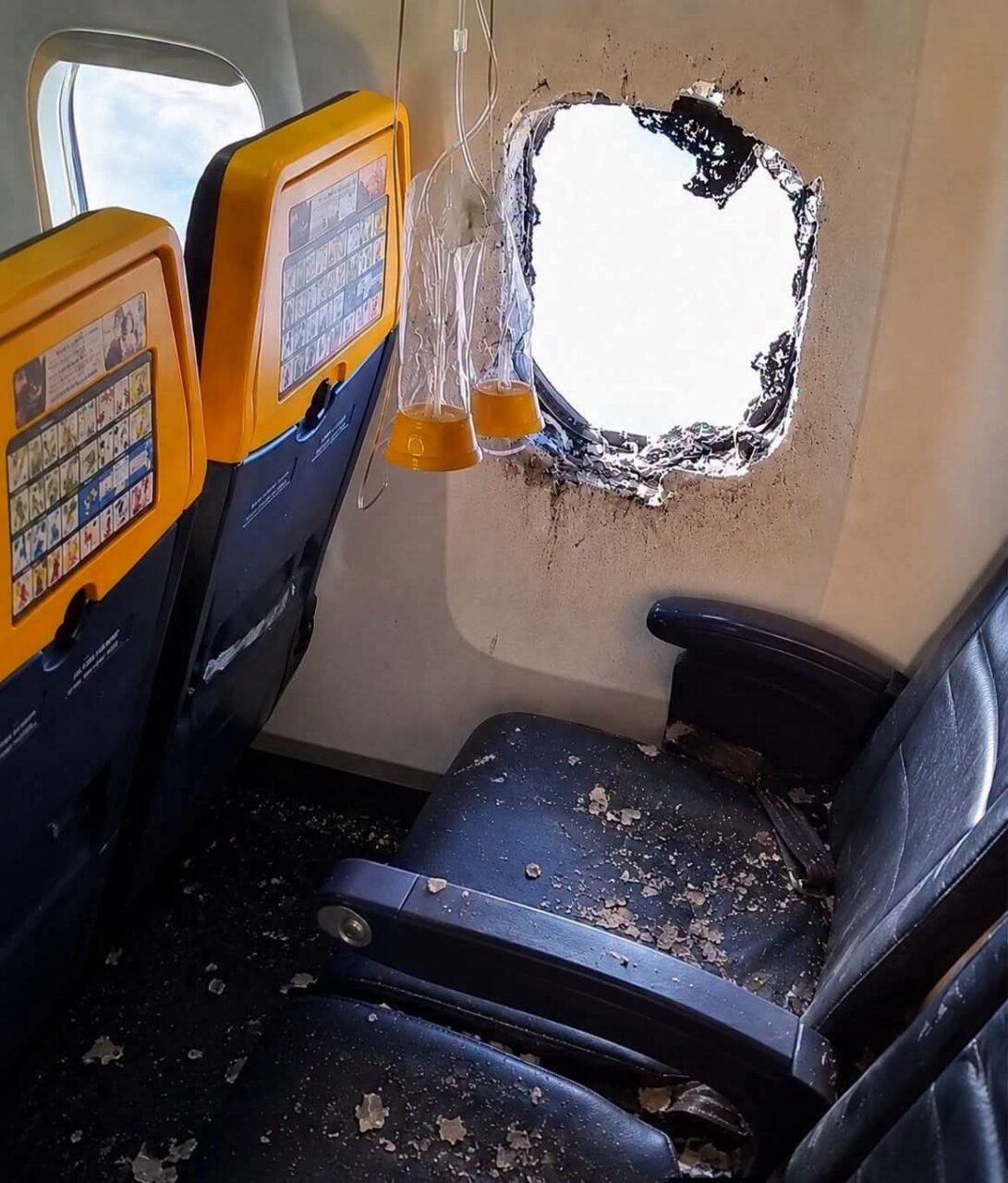 Ventana rota del vuelo de Ryanair