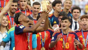 Espa&ntilde;a celebra con la Copa del Mundo 2026