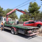 Aparatoso accidente en Santa Eulària: el coche termina empotrado contra una pared