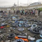 Migrantes que pasaron la frontera entre Ceuta y Marruecos