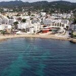Cierran la playa de Punta Xinx&oacute; por un vertido